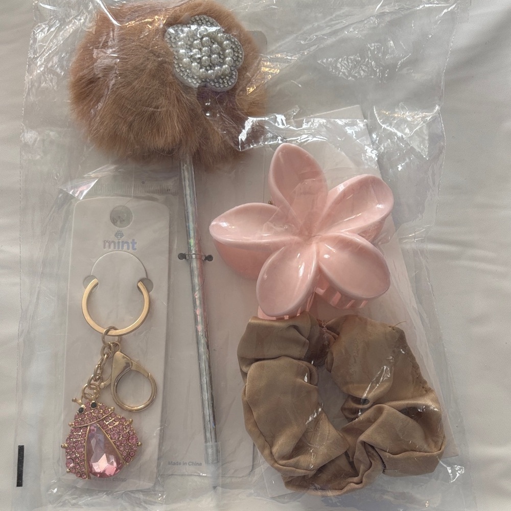 Mint Brown and Pink Hair Accessory Set (includes keychain/bag charm & pen)